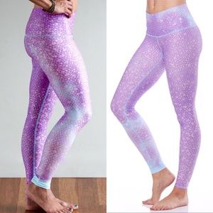 NWT Teeki Hot Pant Leggings Mermaid Fairyqueen Lavender size Small